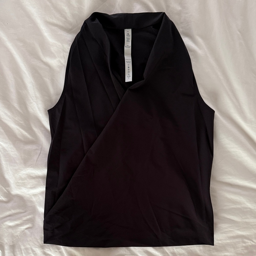 New Lululemon black lightweight wrap drapey tank top shirt size 4
